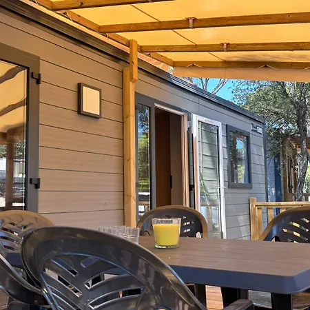 Les Palmiers Campingplatz 4*