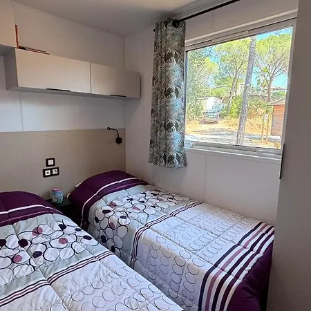 Les Palmiers Kamp alanı