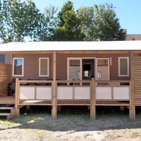 Les Palmiers Camping 4*