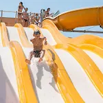 Les Palmiers Camping 4*