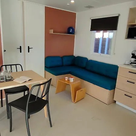 Camping Les Palmiers Кемпинг