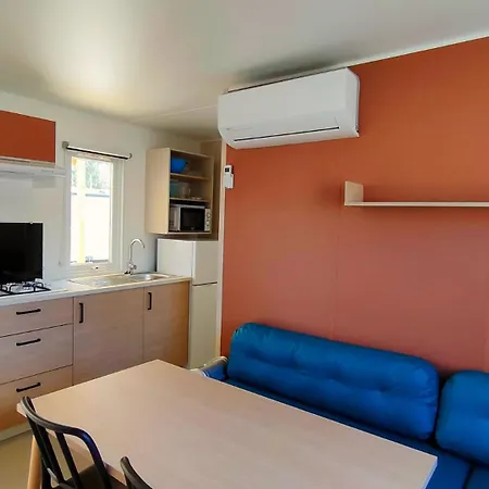 Les Palmiers Kamp alanı