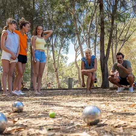 Camping Les Palmiers Йер